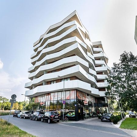 Sluzew Manhattan Place Apartment Warsaw Exterior photo